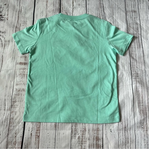 NWT Old Navy Graphic Tee - Picture 2 of 3